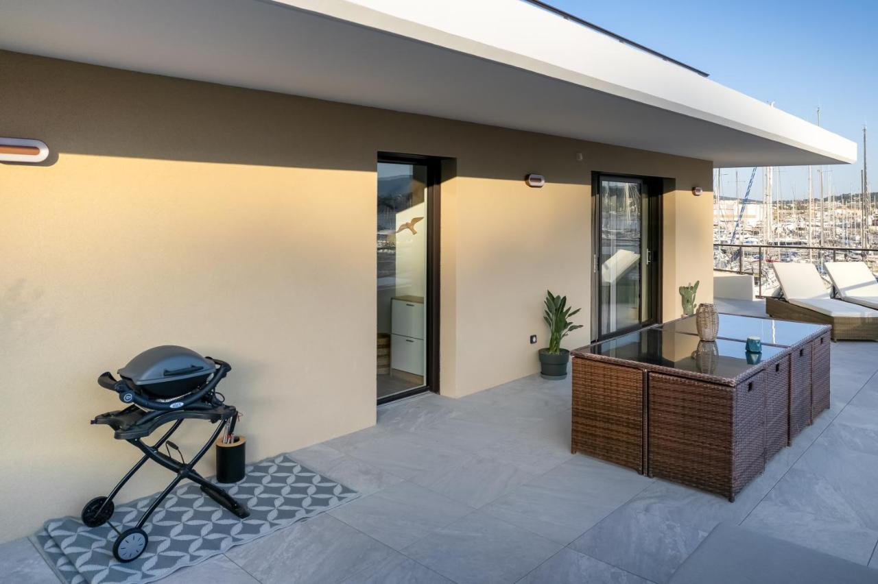 Superbe Appartement Bord De Mer Saint-Mandrier-sur-Mer Exteriör bild